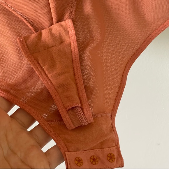 Parade bodysuit - Picture 4 of 4